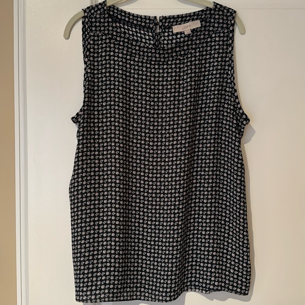 LOFT Sleeveless Print Blouse